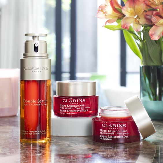 GoCashBack : Clarins Canada: Free 6-Piece Gift (Up to $82 Value) with ...