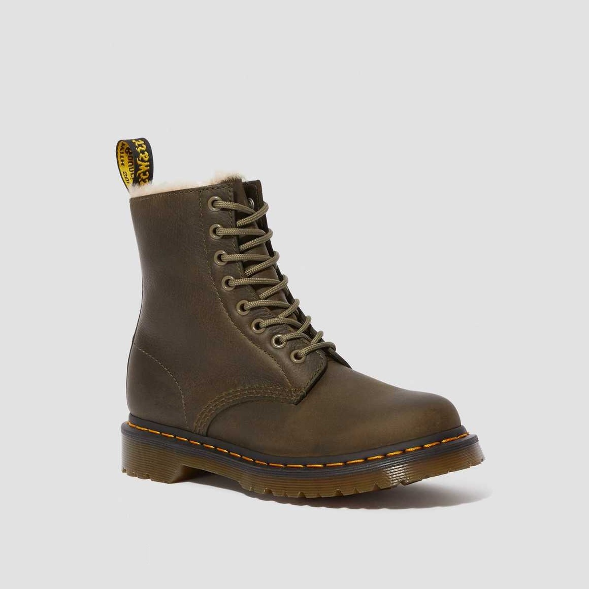 Dr Martens: 30% OFF Selected Items on Black Friday
