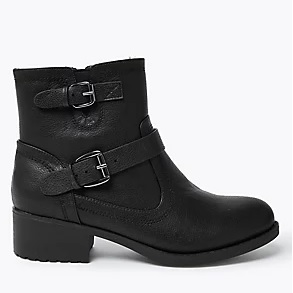 Marks and Spencer: 30% OFF boots