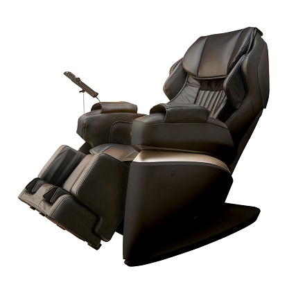 Brookstone: Sale on Kurodo Made in Japan Executive Level Commercial Massage Chair