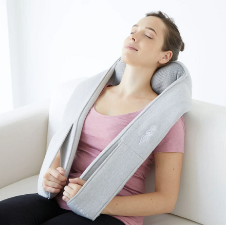 Brookstone: Quzy-Premium Wireless Neck And Shoulder Massager