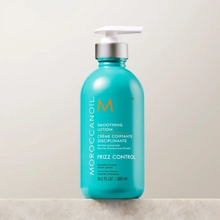 Moroccanoil US: NEW Frizz Control Collection Launch (Frizz Shield Spray, Smoothing Concentrate, Smoothing Lotion)