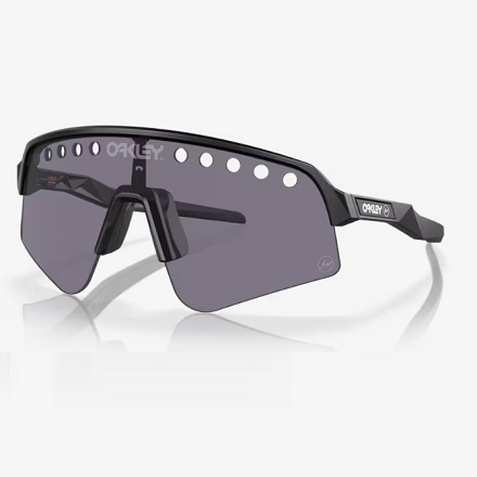 Oakley AU: Get Up to 50% OFF selected eyewear, apparel and accessories + free shipping!