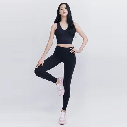 Alo Yoga: Blackpink Star Jisoo Hits the High Notes as the Face of Alo's Spring 2024 Collection