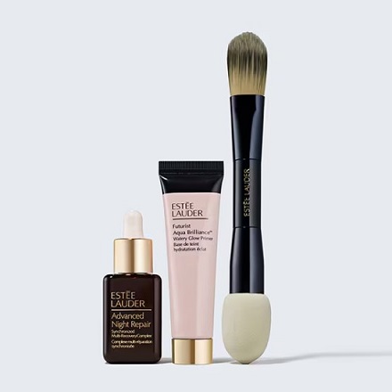 Estee Lauder: Double Wear Makeup Kit $15 with Full-Size Double Wear Stay-In-Place Makeup purchase