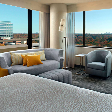 Expedia US: Spring for a City or Beach Getaway and Save 10% or More with Member Prices