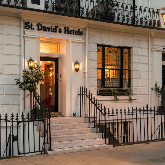 hotels logo