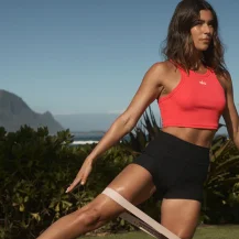 Alo Yoga: New Drop - Candy Red