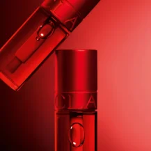 Clarins: Enjoy Up to 30% OFF Select Items and Free Shipping + Free 5-piece Gift with Any $100+ Order